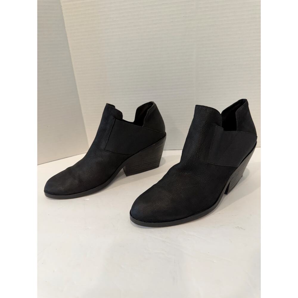Eileen Fisher Even‎ Tumbled Black Nubuck Slip On Almond Toe Chunky Heel Bootie 8